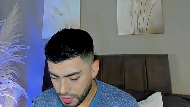 Alexander Diazz online show from 07-29-26, 04:05