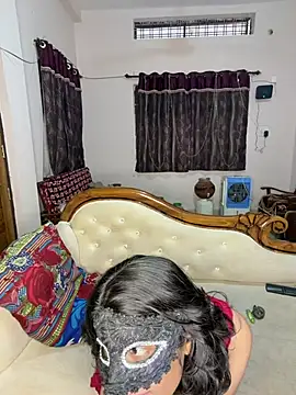 Love Birds00 online show from 06-21-26, 08:39