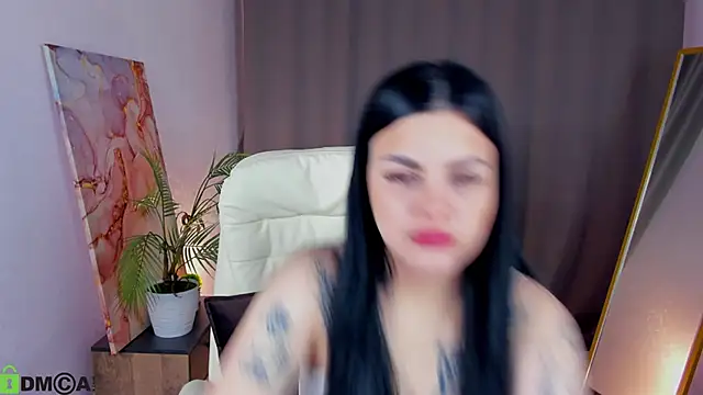 Oliviabagheera online show from 04-13-26, 04:07