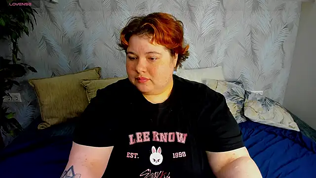 Snapshot of Sew_Sunny chatting on 04-14-26, 12:49 Sew Sunny online show from 04-14-26, 12:49