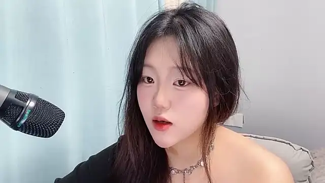 Lilababy00 online show from 04-14-26, 05:46