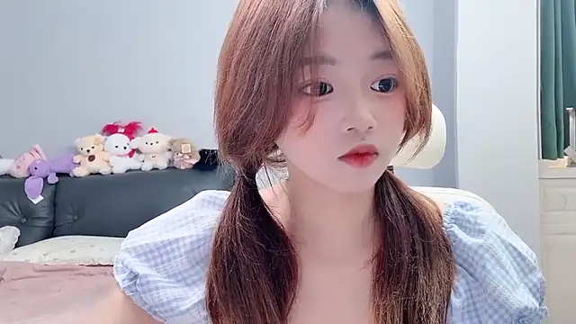Lilababy00 online show from 05-16-26, 02:41