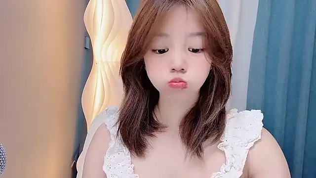 Lilababy00 online show from 06-21-26, 03:20