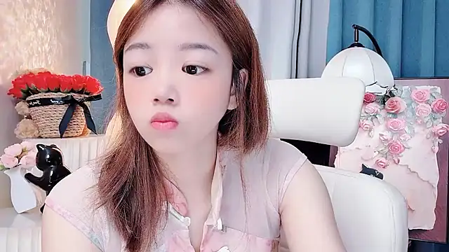 Lilababy00 online show from 07-20-26, 05:11