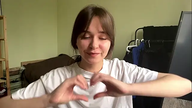 AngelTempt online show from 04-07-26, 01:22