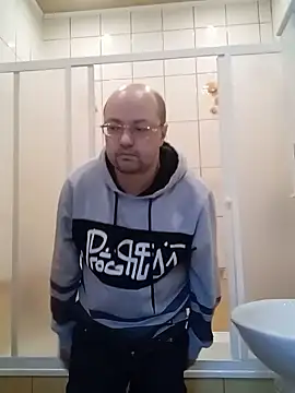 Luceriusbigass online show from 02-21-25, 03:32