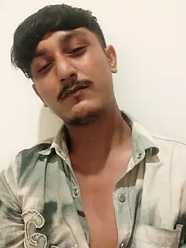 ROMEO JULIET0022 online show from 04-19-26, 12:22