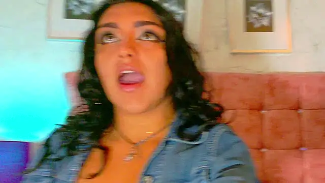 Snapshot of Celeste_Rivera chatting on 05-22-26, 06:35 Celeste Rivera online show from 05-22-26, 06:35