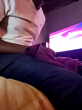 Snapshot of Ysae37 chatting on 04-15-26, 10:22 Ysae37 online show from 04-15-26, 10:22