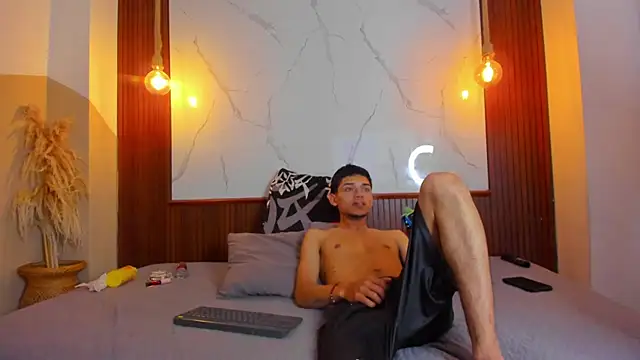 Eroticxcouple online show from 04-10-26, 03:34