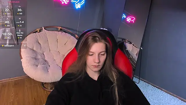 Snapshot of Vanessa___Lui chatting on 04-09-26, 04:34 Vanessa Lui online show from 04-09-26, 04:34