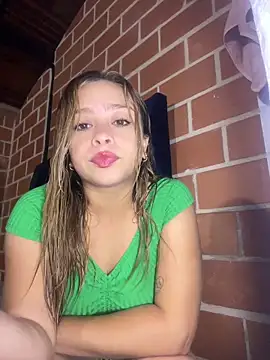 Snapshot of jade06_ chatting on 05-21-26, 01:12 jade06 online show from 05-21-26, 01:12
