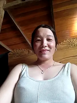 Snapshot of vanlucky2 chatting on 04-10-26, 09:14 vanlucky2 online show from 04-10-26, 09:14