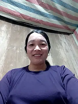 Snapshot of vanlucky2 chatting on 04-21-26, 01:29 vanlucky2 online show from 04-21-26, 01:29