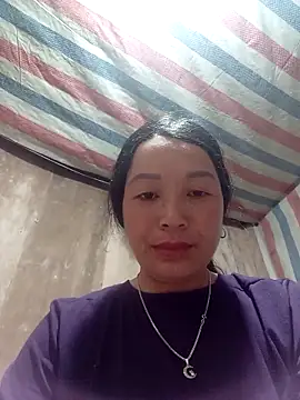 Snapshot of vanlucky2 chatting on 04-24-26, 10:56 vanlucky2 online show from 04-24-26, 10:56
