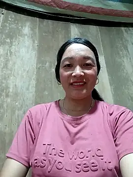 Snapshot of vanlucky2 chatting on 05-25-26, 04:18 vanlucky2 online show from 05-25-26, 04:18