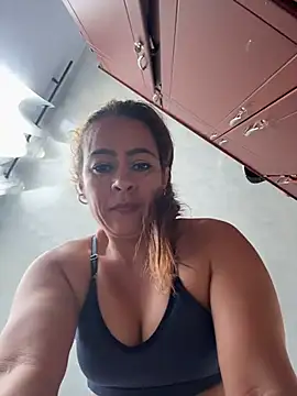 Natigoonzalez online show from 04-20-26, 01:14