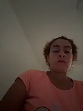Snapshot of Natigoonzalez chatting on 04-29-26, 01:37 Natigoonzalez online show from 04-29-26, 01:37