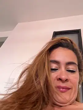 Snapshot of Natigoonzalez chatting on 04-29-26, 05:30 Natigoonzalez online show from 04-29-26, 05:30