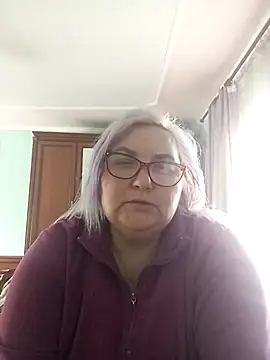 Snapshot of AureliaSky598 chatting on 04-18-26, 01:04 AureliaSky598 online show from 04-18-26, 01:04