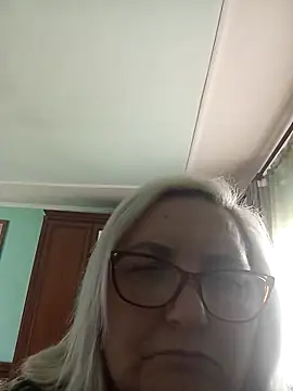 Snapshot of AureliaSky598 chatting on 05-10-26, 11:59 AureliaSky598 online show from 05-10-26, 11:59