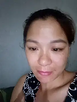 Snapshot of mia0033 chatting on 04-19-26, 06:21 mia0033 online show from 04-19-26, 06:21
