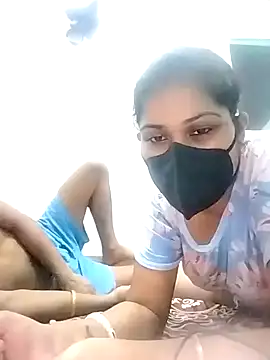 hornycouple096 online show from 04-17-26, 07:17