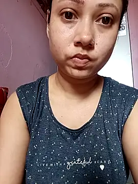 Snapshot of Hot_Soniya_08 chatting on 05-05-26, 10:45 Hot Soniya 08 online show from 05-05-26, 10:45