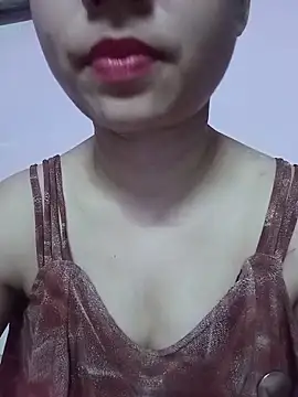Snapshot of Hot_Soniya_08 chatting on 05-12-26, 10:29 Hot Soniya 08 online show from 05-12-26, 10:29