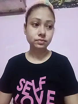 Snapshot of Hot_Soniya_08 chatting on 05-17-26, 05:09 Hot Soniya 08 online show from 05-17-26, 05:09