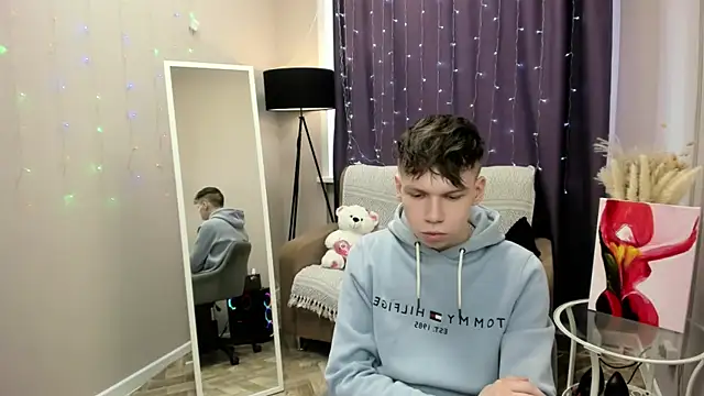 EliotMars online show from 04-24-26, 12:07