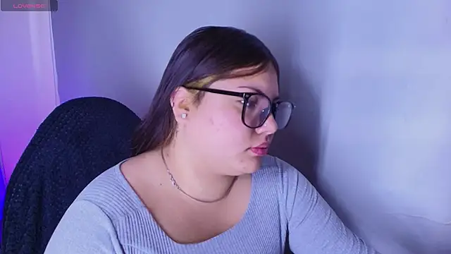 Snapshot of Dreamboo__ chatting on 04-30-26, 11:38 Dreamboo online show from 04-30-26, 11:38