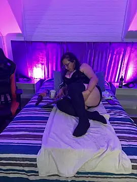 Jenifer cruz online show from 07-23-26, 05:38