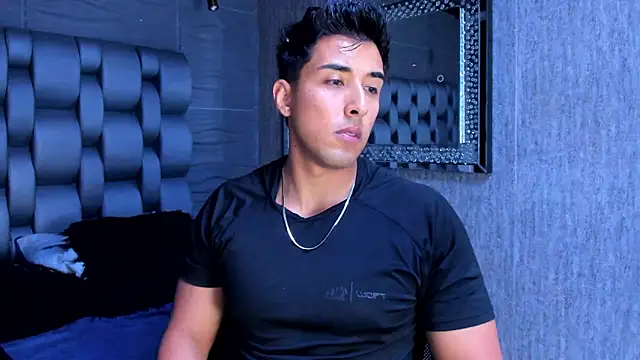 alangreek1 online show from 04-19-26, 02:11
