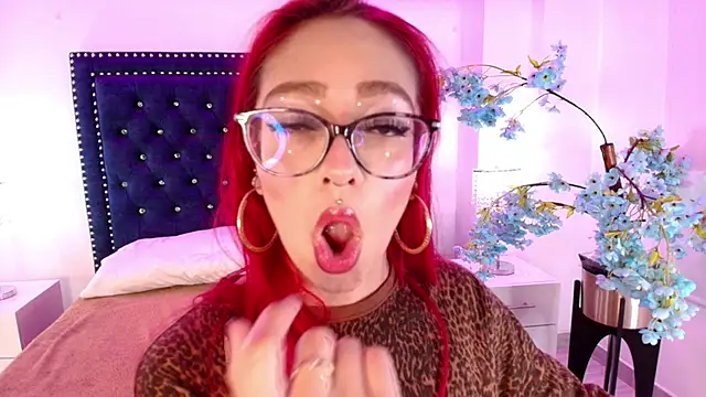 Amelie adams online show from 05-29-26, 11:30