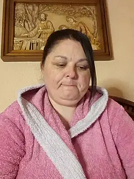 Snapshot of Dear_Natalia chatting on 05-08-26, 01:22 Dear Natalia online show from 05-08-26, 01:22