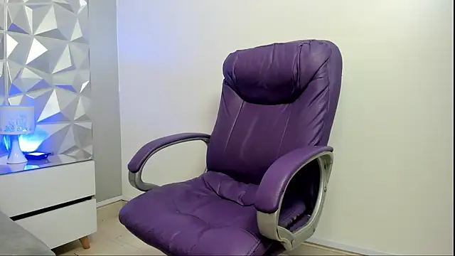 lili-rose1 online show from 05-07-26, 01:49