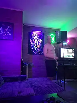 chronic vibez online show from 06-05-26, 01:01