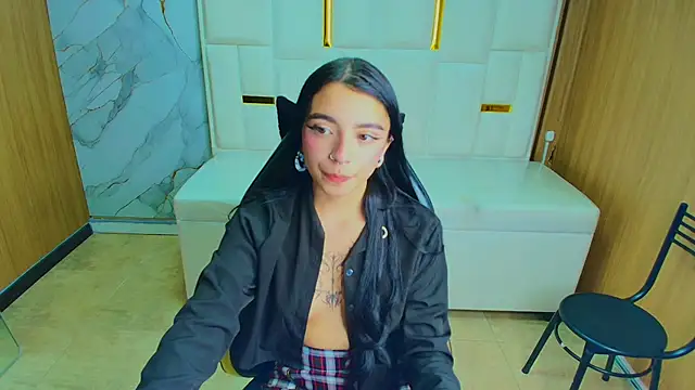 Snapshot of Samantha_petite_tf chatting on 05-03-26, 03:12 Samantha petite tf online show from 05-03-26, 03:12