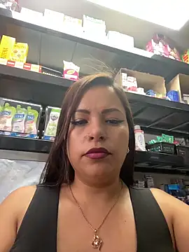 MIA ROSSEEE online show from 05-20-26, 02:23
