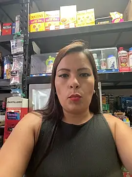 MIA ROSSEEE online show from 06-05-26, 07:52
