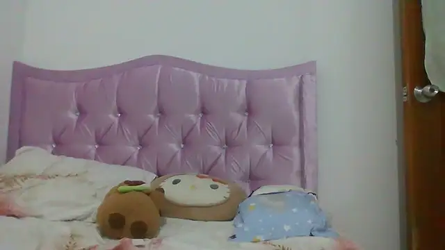 xoxo anny online show from 07-18-26, 04:22