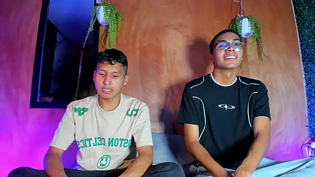 rafael velvet online show from 04-09-26, 10:48