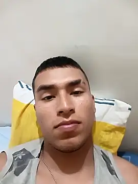 estivenhot online show from 04-08-26, 11:27