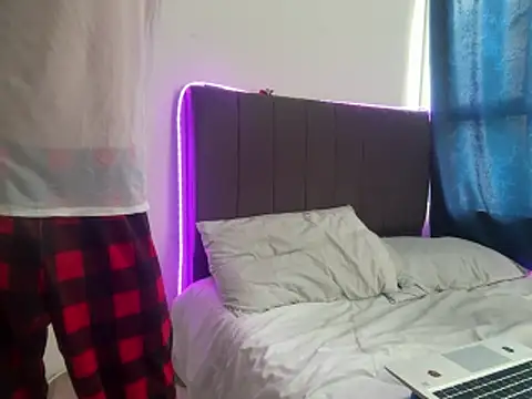 Snapshot of _DavidPrince_ chatting on 04-13-26, 06:35 DavidPrince online show from 04-13-26, 06:35