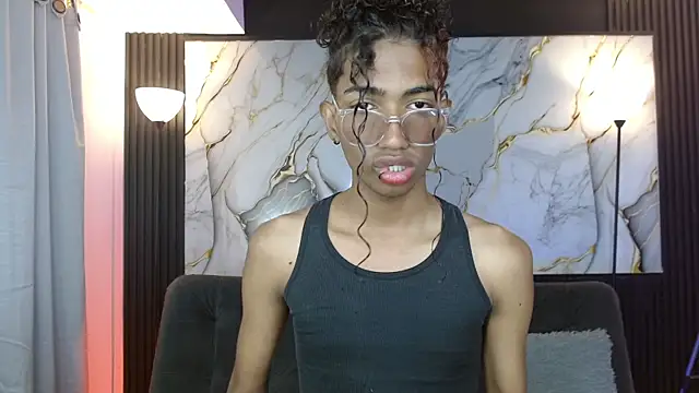 triiangel latinboy online show from 05-15-26, 01:07