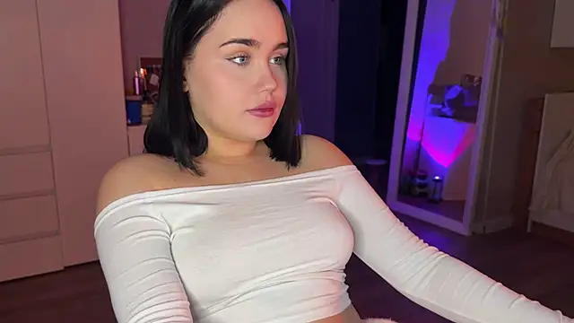 lola raze online show from 05-13-26, 10:17