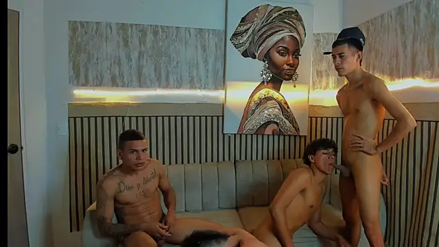 Snapshot of Nicoboys_ chatting on 04-11-26, 07:45 Nicoboys online show from 04-11-26, 07:45