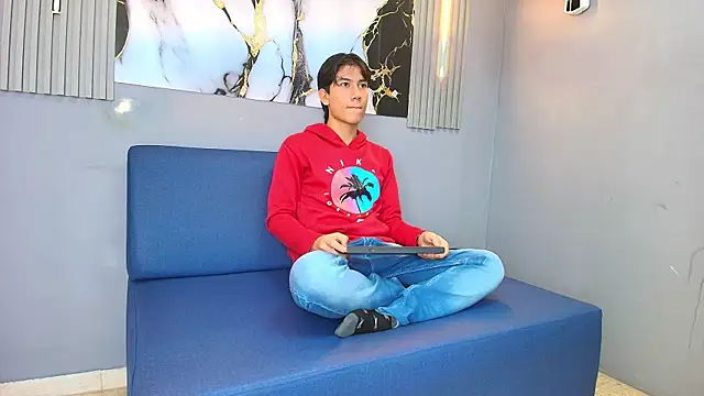 Snapshot of RAPHAEL_NYON1 chatting on 04-11-26, 03:44 RAPHAEL NYON1 online show from 04-11-26, 03:44