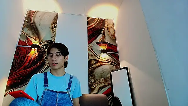 Snapshot of RAPHAEL_NYON1 chatting on 05-21-26, 03:46 RAPHAEL NYON1 online show from 05-21-26, 03:46
